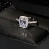 Bagues de grappe Emerald Cut 2ct Lab Diamond Promise Ring Sets 925 Sterling Silver Bague de fiançailles de mariage pour les femmes Bijoux de fête de mariée