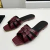 2023 Summer New Hollow Out Slippers Leather Sandal Slippers Outdoor Beach Shoes Luxury Designer Womens Shoes Size 35-43 +Box