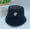 Cappello estivo con protezione solare Cappello a secchiello Stile coreano Cappello a secchiello marea in stile giapponese Lettere di strada Ricamo Berretto a punta piatta Cappello da sole piccolo dall'aspetto all'ingrosso Commercio all'ingrosso