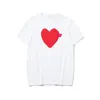 T-shirts d'été pour hommes cdgs Play T Shirt Commes manches courtes Womens Des Badge Garcons Broderie coeur manches courtes Coeur rouge