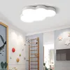 Lampadari Creative Cloud Lampada da soffitto dimmerabile con telecomando 90-260v Moderno minimalista Home Interior Decor Illuminazione Lampadario bianco