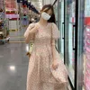 2023新しい女性スカート丸い首のバブルスリーブフローラルウエストコレクションドレスの韓国語バージョン