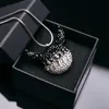 Nya diamant djävul bilprydnader hängande hänge söt tecknad ondska bling crystal rhinestone boll auto bakre spegel hänge tillbehör