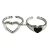 Anelli a fascia 2023 New Fashion Simple Heart Vintage Love Ring Personalizzato Regolabile Apertura Fashion Black Ring Girl Jewelry J230602