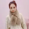 Szaliki zimowe luksusowe fałszywe futrzane szalik kobiety puszysty gruby kołnierz z chłodnym paskiem mody