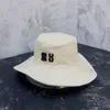 Unisexe Summer Wide Brim Hats Designer Bucket Hat Soleil Grand mélange Mu Bons de randonnée extérieure Camping Fedoras Ajustement papa