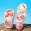 Sandalen Mo Dou meisje Zomer Zachte Baby Peuter EVA antislip Strik Bloem Mooie Ademende Schoenen Draagbaar Comfortabel 230601