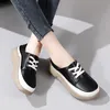 Nouveau 2023 printemps et été femmes en cuir coréen semelle épaisse fille chaussures décontractées conseil tendance chaussures vulcanisées femmes baskets