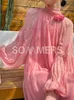 Temel gündelik elbiseler Bahar Yaz Deniz Tatil Süper Peri Süper Peri İpek Kırışın Elbise Fransız Stil Bağlı Uzun Kadınlar Pembe Lüks Kalite 230601