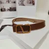 2.5cm designer ceinture femme lettres v boucles ceintures lisses mens cuir doré cinturones plaisir ceinture de mode moderne pour femmes designer élégant classique PJ016 F23