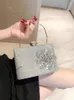 Kvällspåsar Lyxiga diamanter Flower Day Clutches Bag Designer Bling Rhinestone Women Ring Handle Handbag Shoulder Mini Flap Purse