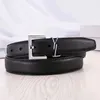 40 OutBelts Cinturones para mujeres Diseñadores Cinturón de lujo Color sólido con diamantes Moda Hebilla de metal de negocios Moda de alta calidad Casual Versátil Cinturón de mujer Muy Goo