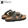 Casual Flip Flops tofflor kvinna/män nubuck pu läder clog skor sommarstrand kork sandaler klipp tå par glider utomhus l230518