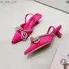 Scarpe da donna 2022 Sandali Luxury Brand Summer Fashion Transparentes Strass Pantofole con tacco a punta Donna Sexy Pumps