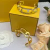 Enkel designer Love Armband Gold Coff Bangle Classic Letter F Armband för kvinnor Fashion Charm JewLery Earrings Halsband
