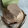 Omkeerbare vissershoed ontwerper voor dames caps outdooe zonbeschermende luxe zomer cappello mooie iconische volledige letter charme emmers hoeden populair MZ06 E23