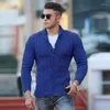 Suéteres para hombre, cárdigan con cuello en V abotonado a la moda para hombre, suéter Vintage de otoño, chaquetas, abrigos de punto sólidos informales cálidos de invierno 2023