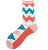 Nya stilar Happy Socks Herrkvinnor Färgglada kammade bomullsstrumpor Bröllop Present Socks British Style Lovers Par Maple Leaf Sock