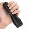 مصباح يدوي لدغ الصمام T6 Torch Torch Portable Zoom Lamp Super Bright Aluminy Malloy Lamps Torch Torch Waterproof مع 18650 Charger Charger