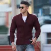 Suéteres para hombre, cárdigan con cuello en V abotonado a la moda para hombre, suéter Vintage de otoño, chaquetas, abrigos de punto sólidos informales cálidos de invierno 2023