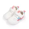 First Walkers Baby Toddler Shoes Four Seasons Da 0 a 3 anni Fondo morbido antiscivolo Ragazze Ragazzi Mesh Traspirante Singolo 230602