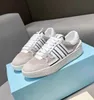 Luxo 2023s/s marca argila tênis sapatos mulheres homens baixo-top formadores famosa marca painéis malha granulado bezerro camurça popular casal skate andando