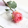 Dekorativa blommor 58/60 cm högkvalitativ imitation av konstgjorda rosor ser bra ut och är enkla att ta hand om heminredning