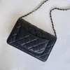 Klassisk designer äkta läder kvinnors kedjediagonal straddle väska med diamantplädet lyxiga handväskor av hög kvalitet woc fabrik grossist plånbok på kedjan
