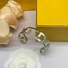 Enkel designer Love Armband Gold Coff Bangle Classic Letter F Armband för kvinnor Fashion Charm JewLery Earrings Halsband