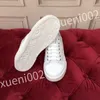 Lyxdesigner Sneakers Män och kvinnor Casual Shoes Fashion White äkta läder Flat sportskorskor