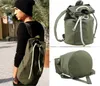 New Black Sports Canvas Borsa a secchiello con coulisse Zaino per sport all'aria aperta Borsa a tasca a stella casual Borsa a tracolla in tela con secchielli sportivi