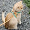 Leidt kattenharnas en riem ingesteld voor ontsnappingsbewijs kattenvestharnas met reflecterende strip verstelbaar zachte vest voor kittenpuppy