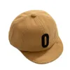 Akcesoria do włosów nowe sztrukoi baseball czapka baseballowa wiosna lato grils chłopcy regulowane swobodne czapki solidne litera