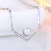 Collane con ciondolo Colore argento 45cm Catene Lettera V Collana a catena per le donne Regali di gioielli per feste con perle di lusso