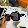 Tasarımcı Güneş Gözlüğü Kadınlar için Klasik Gözlük Gözlüğü Açık Mekan Plaj Güneş Gözlükleri Adam Mix için İsteğe Bağlı Kutu Polarize Işık Trendi İyi