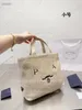 2023stylishyslbags Designer Sacs De Luxe Conception Femmes Tressé Raphia Sac De Paille Grande Capacité Casual Fourre-Tout Sac À Main Creux D'été Plage Vacances Sac À Bandoulière