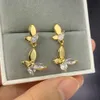 Pendientes de gota de mariposa de Color dorado delicado para mujer, pendientes de oreja de cristal brillante, joyería de moda femenina R230603