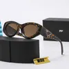 Lyxdesigner solglasögon för kvinnor glasögon metallglasögon kvinnor samma stil UV400 -skydd med låda