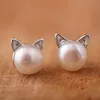 Simpatici mini orecchini a forma di testa di gatto per ragazze, donne, borchie di perle d'imitazione, regalo adorabile, gioielli dolci