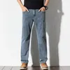 Jeans da uomo Moda casual da uomo Gamba dritta Pantaloni in denim larghi di colore chiaro 2023 Pantaloni da lavoro oversize maschili Taglia 48