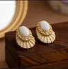 Medieval pearl shell earrings female niche design retro style earrings vintage French light luxury women earrings E07