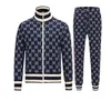 Herrespår Nya långärmade lyxiga G -bokstäver Casual Tracksuit Women Designer kostym Två stycken Set Streetwear Clothing Sweatsuit