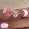 Band Oval Crystal Cubic Zirconia Ring Shiny Gold Color Engagement Rings for Women Wedding Cocktail Party Gift Fashion Jewelry Z0327