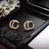Lyxmärke 18K Guldpläterad studörhängen kristall strass pärla örhänge bröllopsfest juveler designer för kvinnor