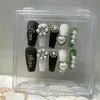 Kit unghie finte corte fatte a mano Elegante stampa di perle sulle unghie Punte francesi per bara Unghie finte acriliche riutilizzabili con colla Salone per manicure