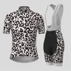 Conjuntos de camisa de ciclismo verão azul estampa de leopardo kit feminino respirável secagem rápida conjunto feminino mangas curtas 230603