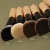 Penselen Professioneel Met de hand gemaakt Make-up kwasten 1pc Zacht Vos Kolinsky Eekhoorn Geitenhaar Platte bovenkant Gezichtspoederborstel Cipres Make-upkwast