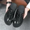 Sandalen Flip-Flop Zomerstijl Heren Echt Leer Voor Heren Slippers Zacht Ademend Thuis Casual Lichtgewicht Designer Luxe