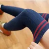 Frauen Socken Sexy Strümpfe Weibliche Oberschenkel Hoch Über Den Knie Mode Frauen Lange Baumwolle Strumpf Twist Vertikale Streifen Zwei-bar Japanische