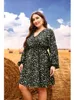 Abiti taglie forti Abbigliamento donna oversize Chubby Sister Waist Abito con scollo a V floreale ricoperto di carne nascosta Vestido Mujer